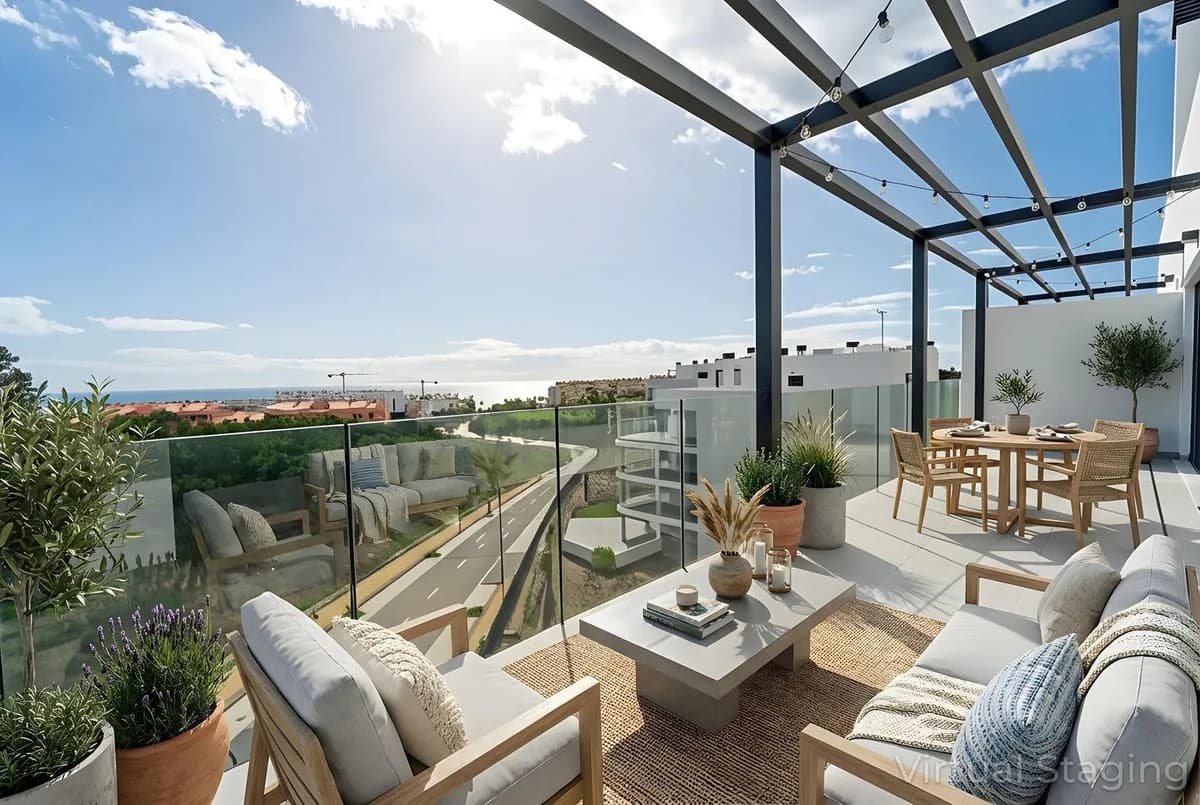 2 Bedroom Middle Floor Apartment for Sale in Mijas Costa, Málaga