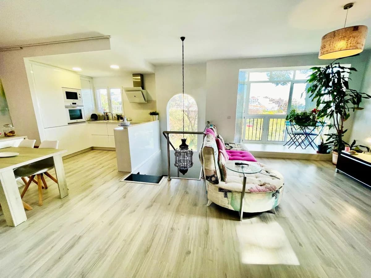 2 Bedroom Townhouse for Sale in Benalmadena Costa, Málaga