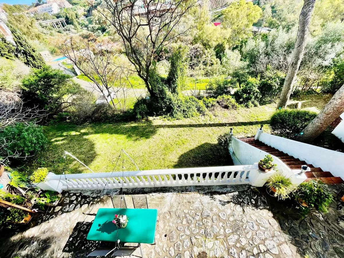 2 Bedroom Townhouse for Sale in Benalmadena Costa, Málaga - Image 5