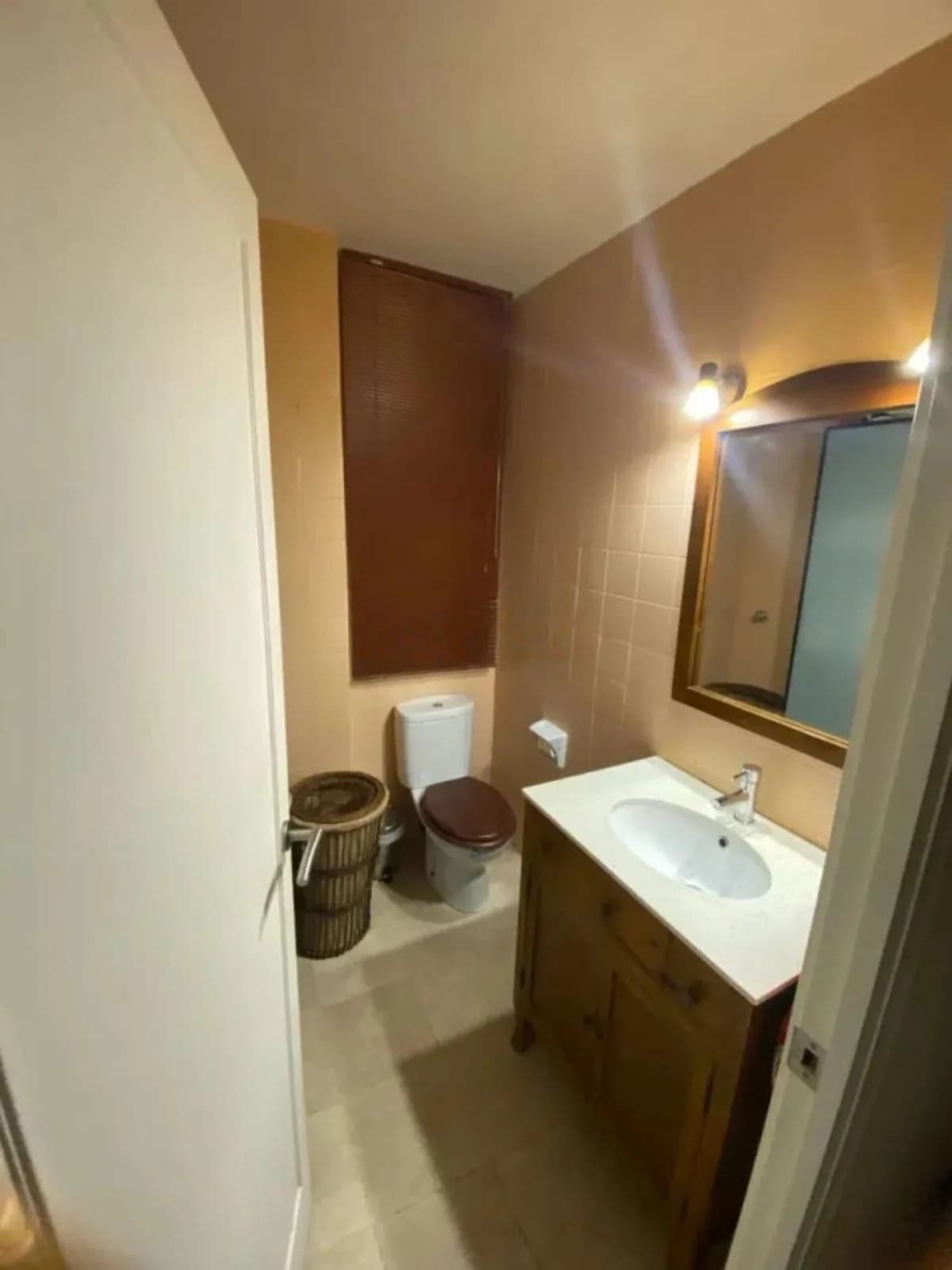 3 Bedroom Middle Floor Apartment for Sale in Marbella, Málaga - Image 6