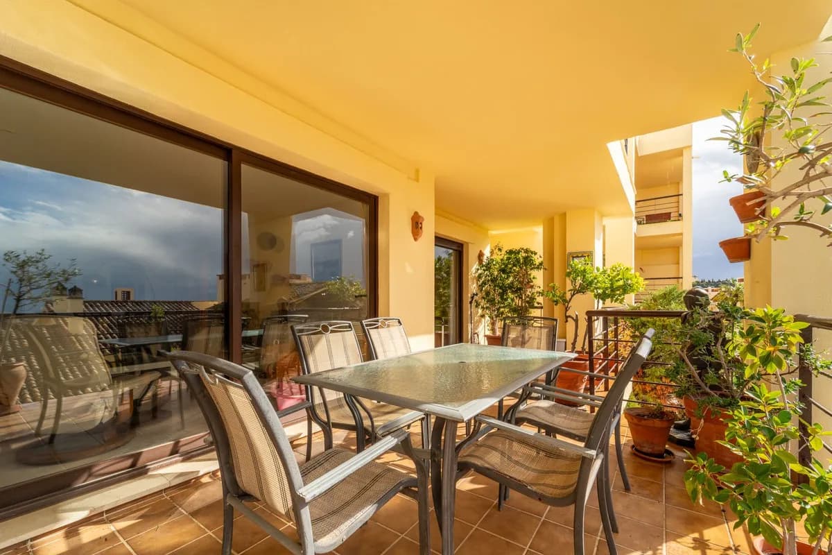 3 Bedroom Ground Floor Apartment for Sale in Los Arqueros, Málaga - Image 7