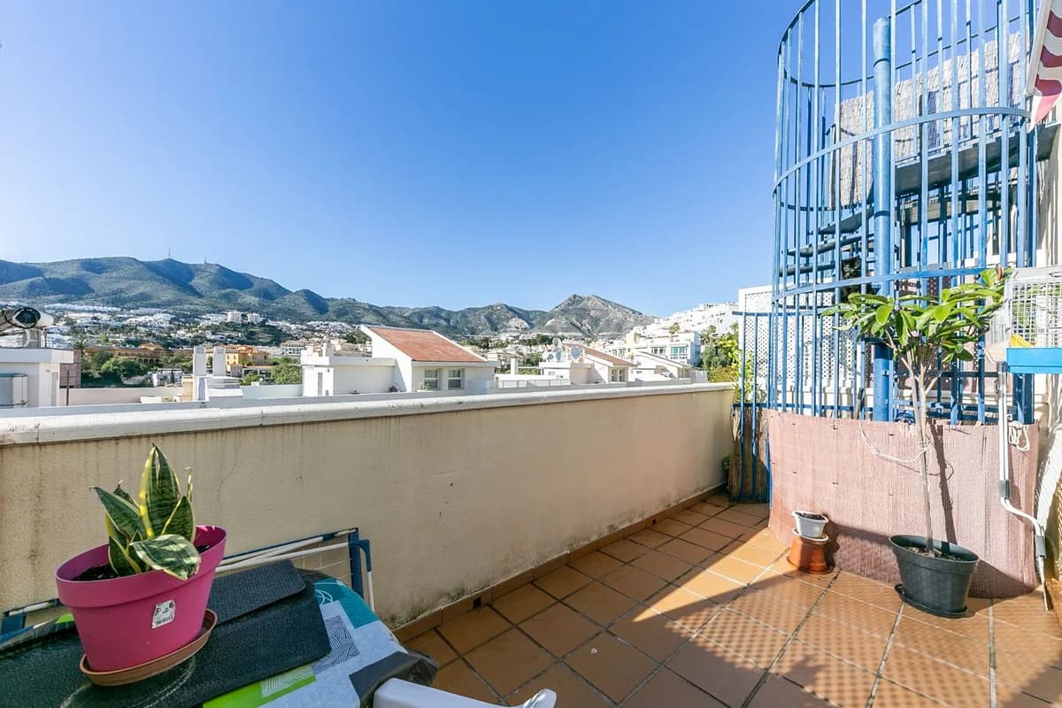 2 Bedroom Penthouse Duplex for Sale in Torrequebrada, Málaga - Image 3