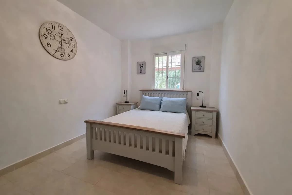 3 Bedroom Ground Floor Apartment for Sale in La Duquesa, Málaga - Image 7