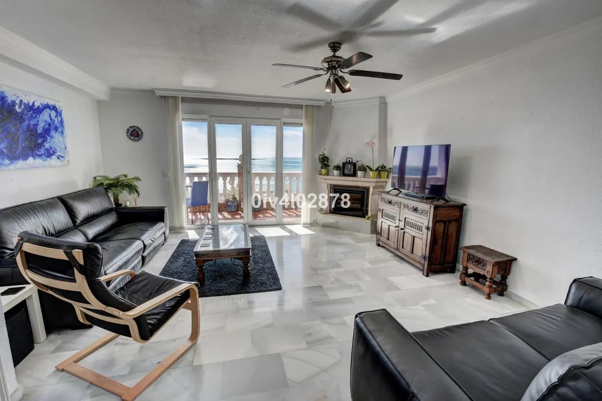 2 Bedroom Townhouse for Sale in Benalmadena, Málaga - Image 5