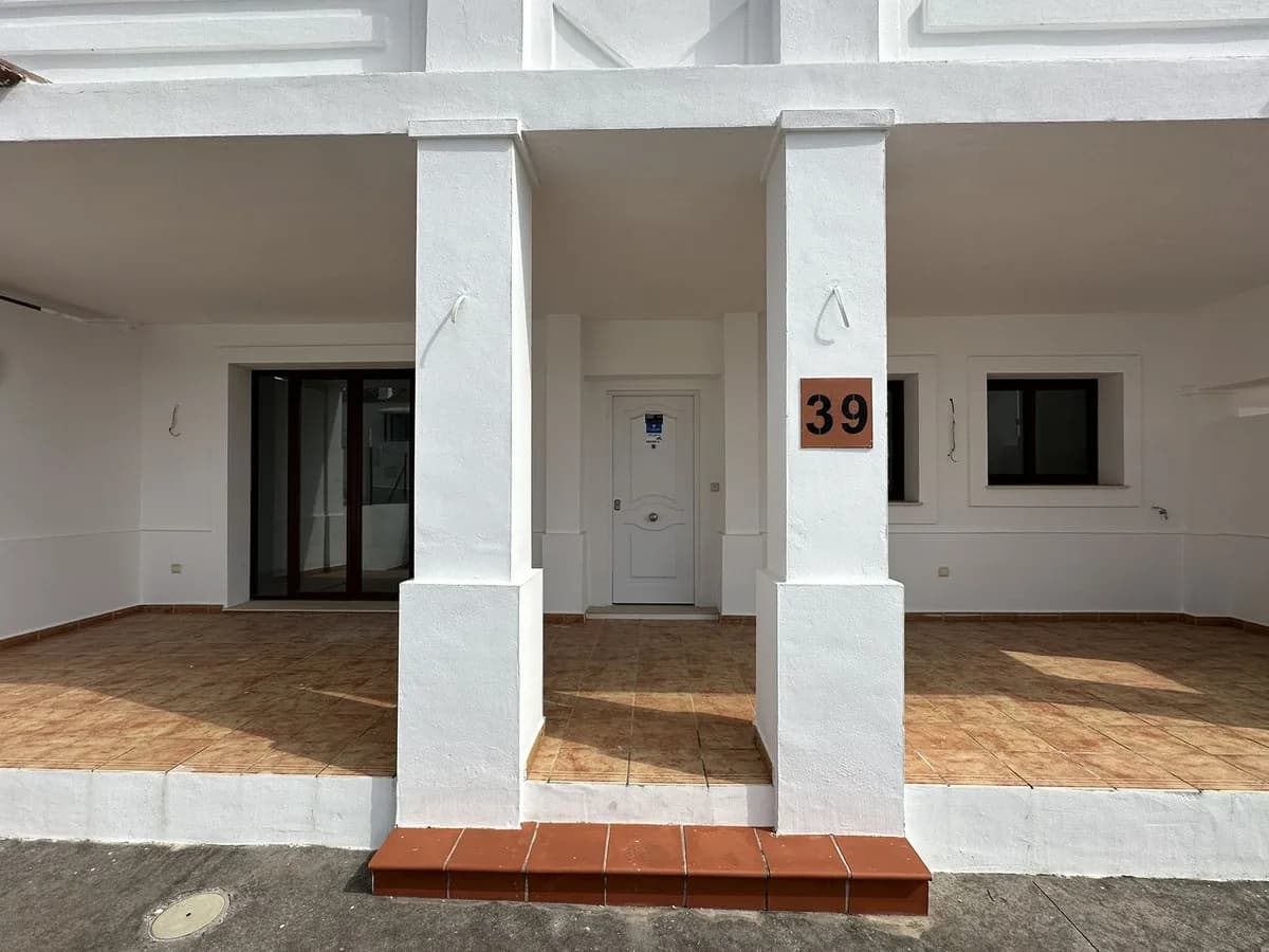 2 Bedroom Townhouse for Sale in Doña Julia, Málaga - Image 3