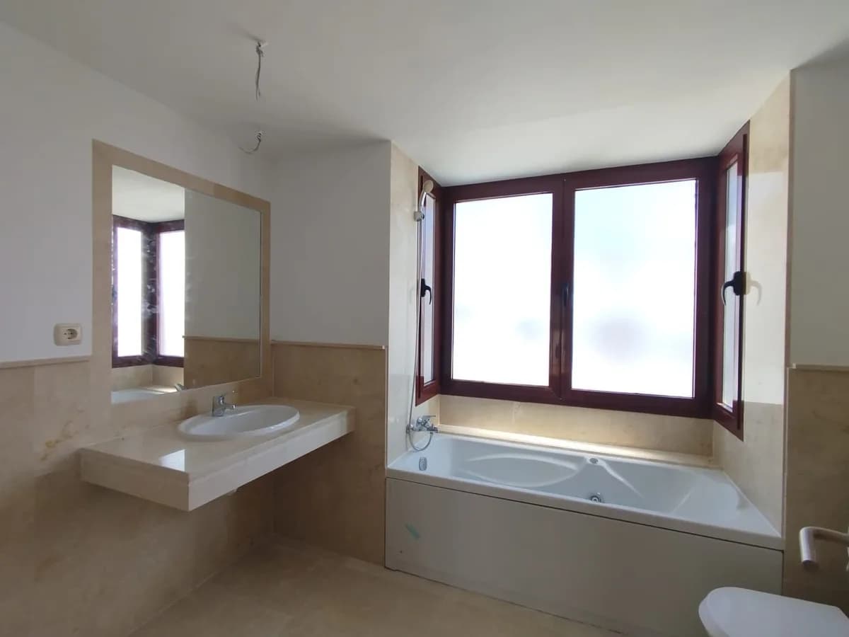 2 Bedroom Townhouse for Sale in Doña Julia, Málaga - Image 9