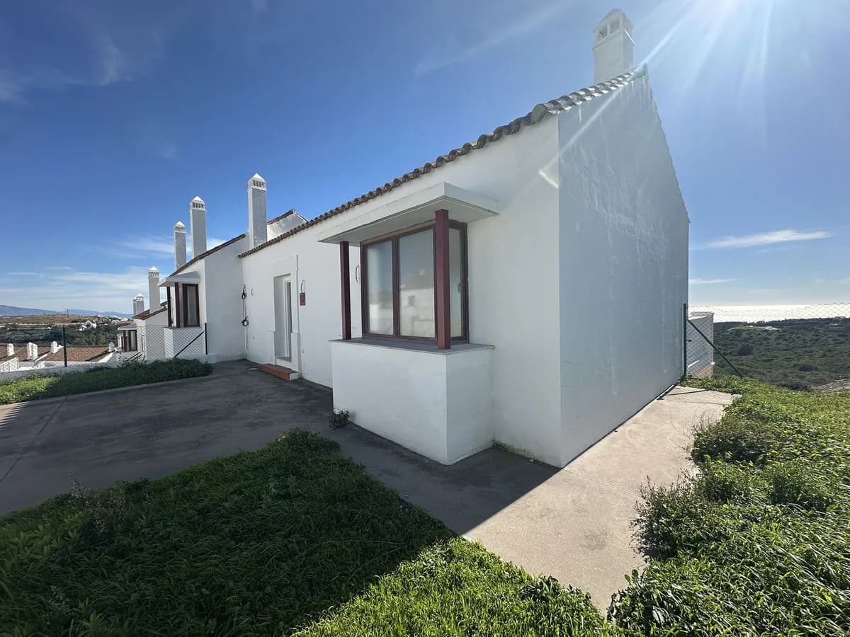 3 Bedroom Townhouse for Sale in Doña Julia, Málaga - Image 5