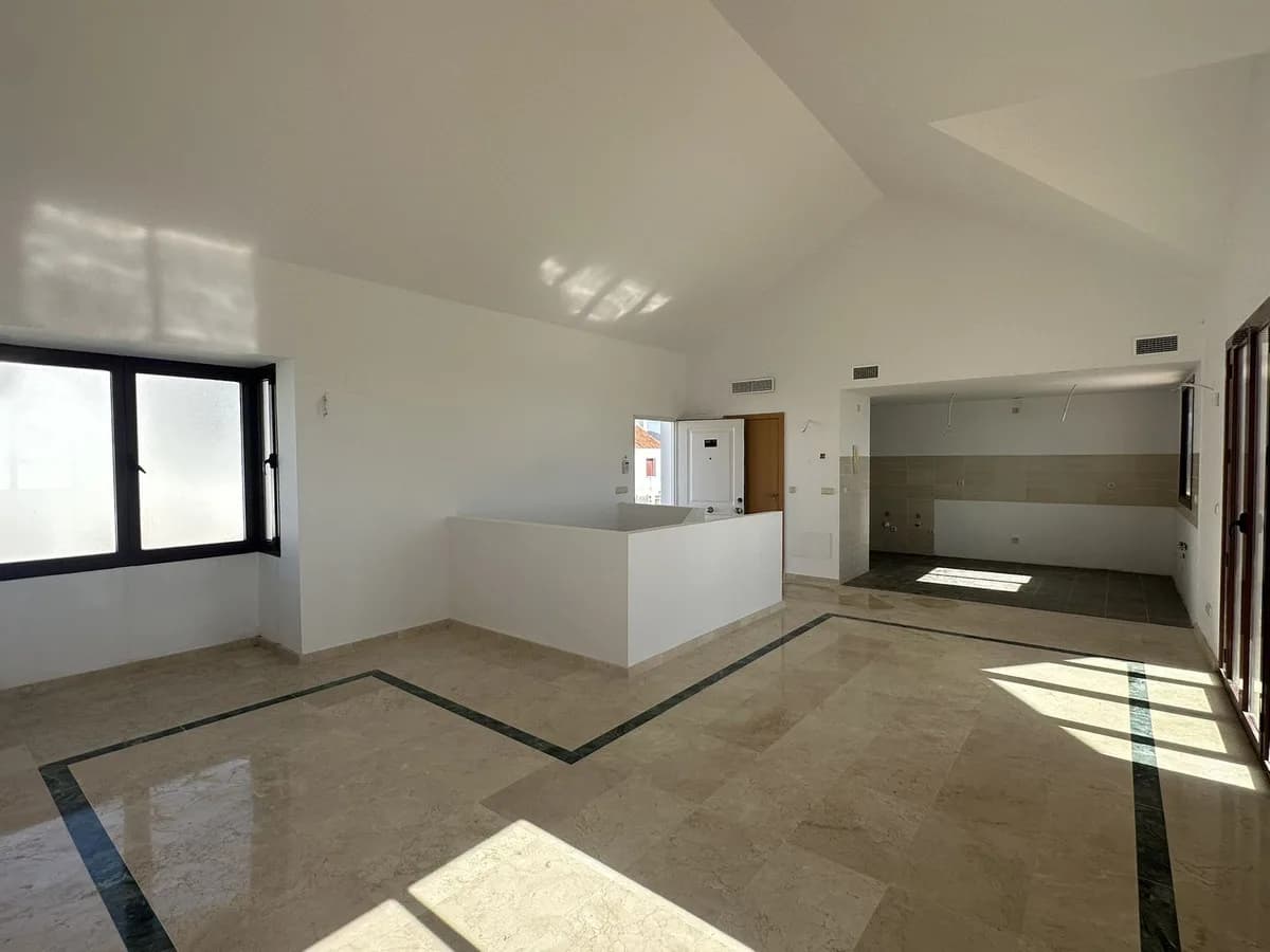3 Bedroom Townhouse for Sale in Doña Julia, Málaga - Image 9