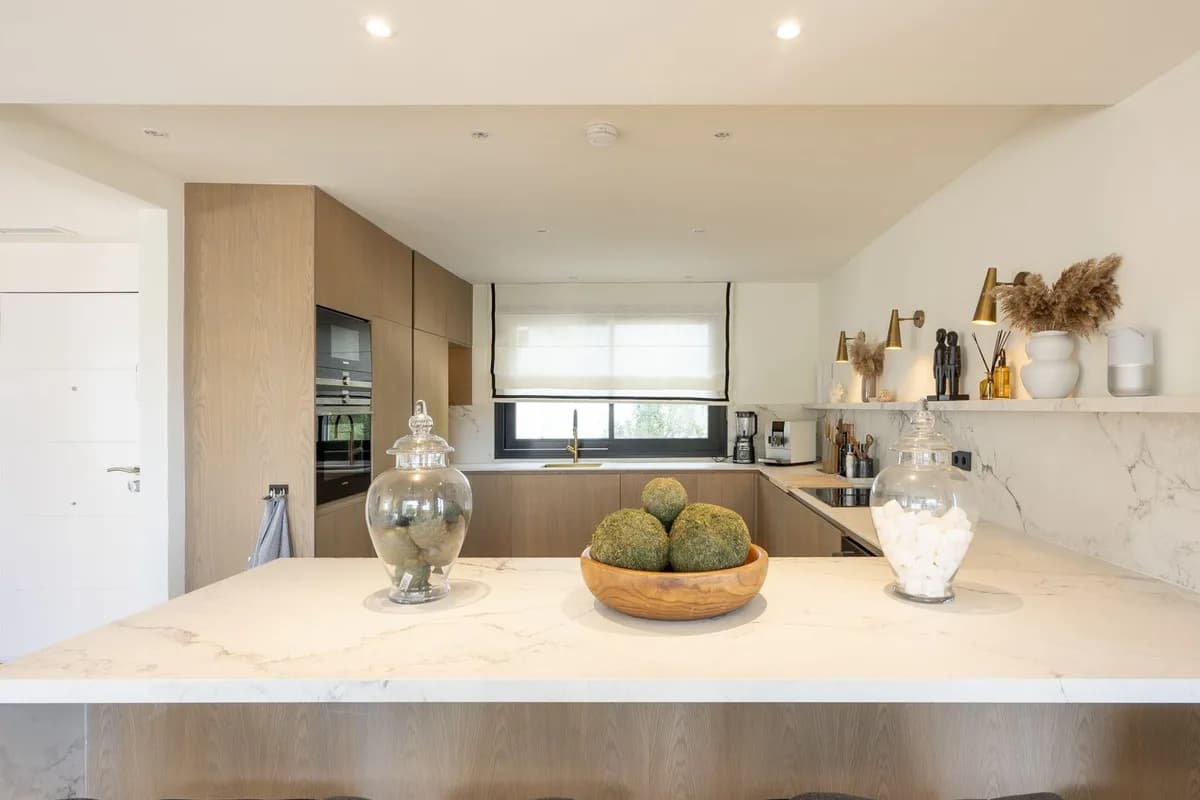 3 Bedroom Penthouse for Sale in Benahavís, Málaga - Image 6