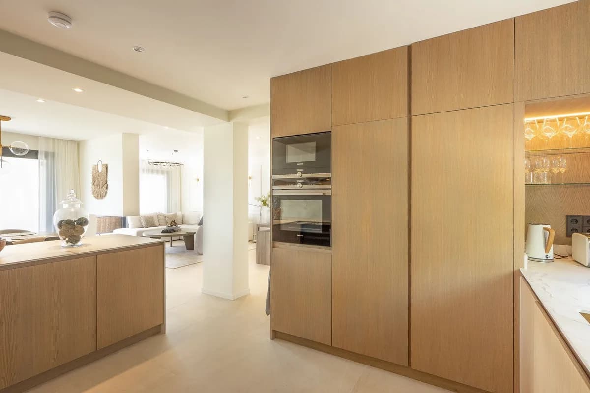 3 Bedroom Penthouse for Sale in Benahavís, Málaga - Image 7