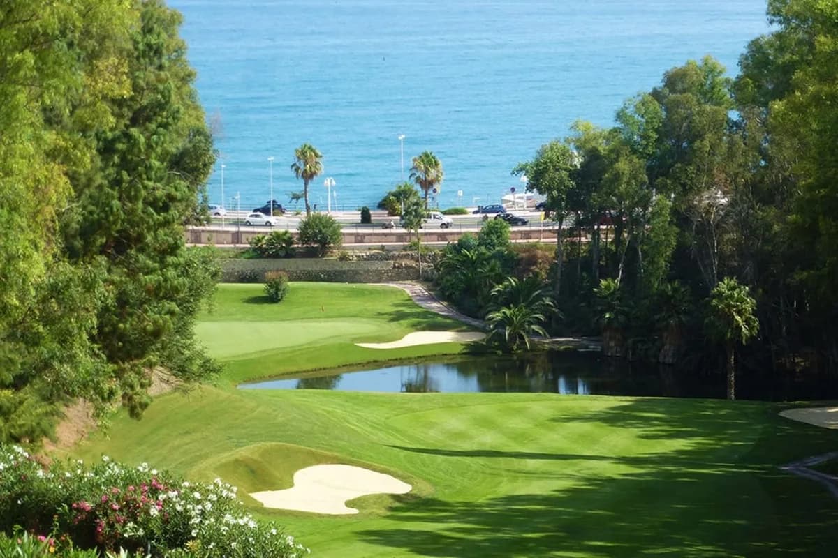 3 Bedroom Townhouse for Sale in Benalmadena, Málaga - Image 5