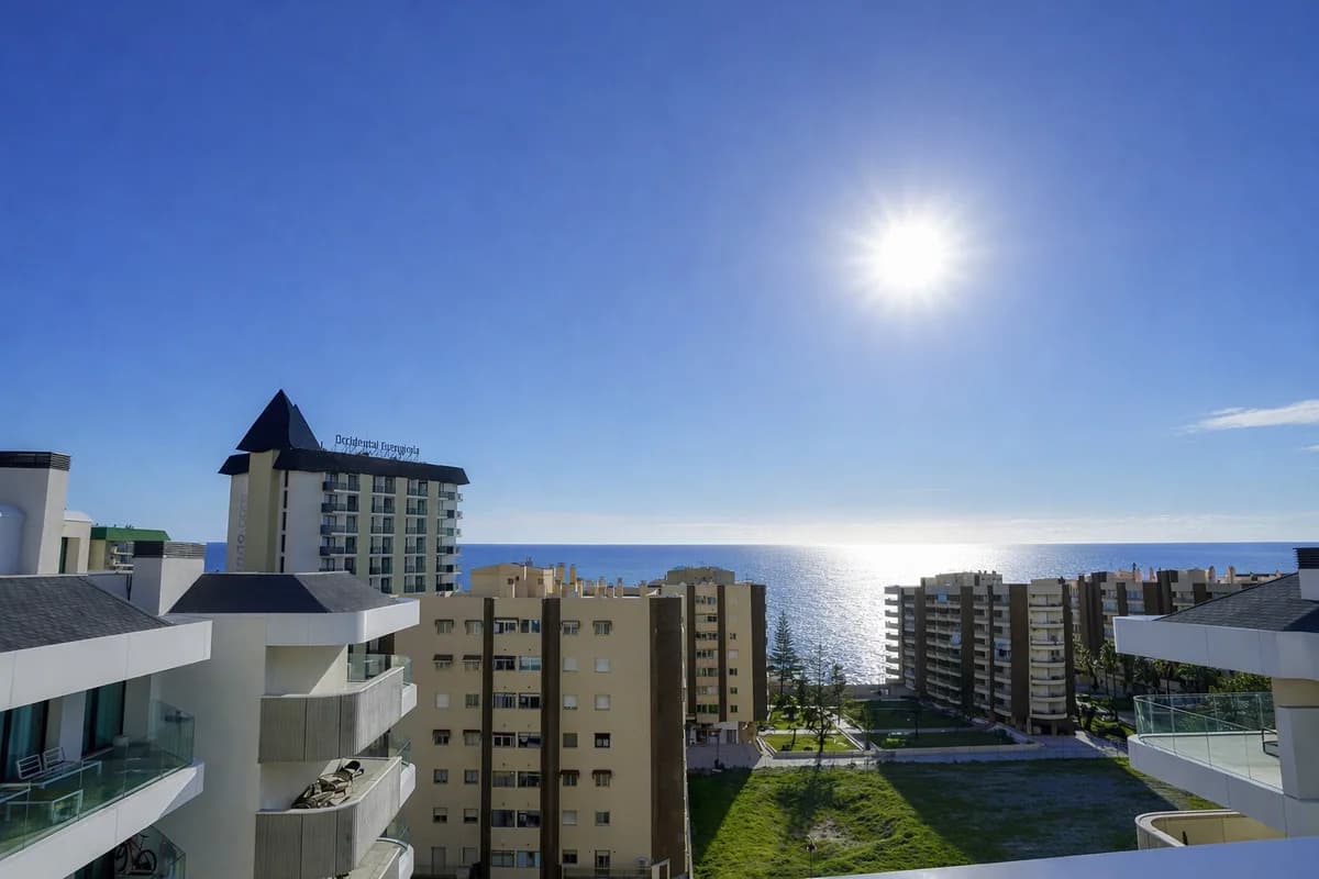 3 Bedroom Penthouse for Sale in Fuengirola, Málaga - Image 9