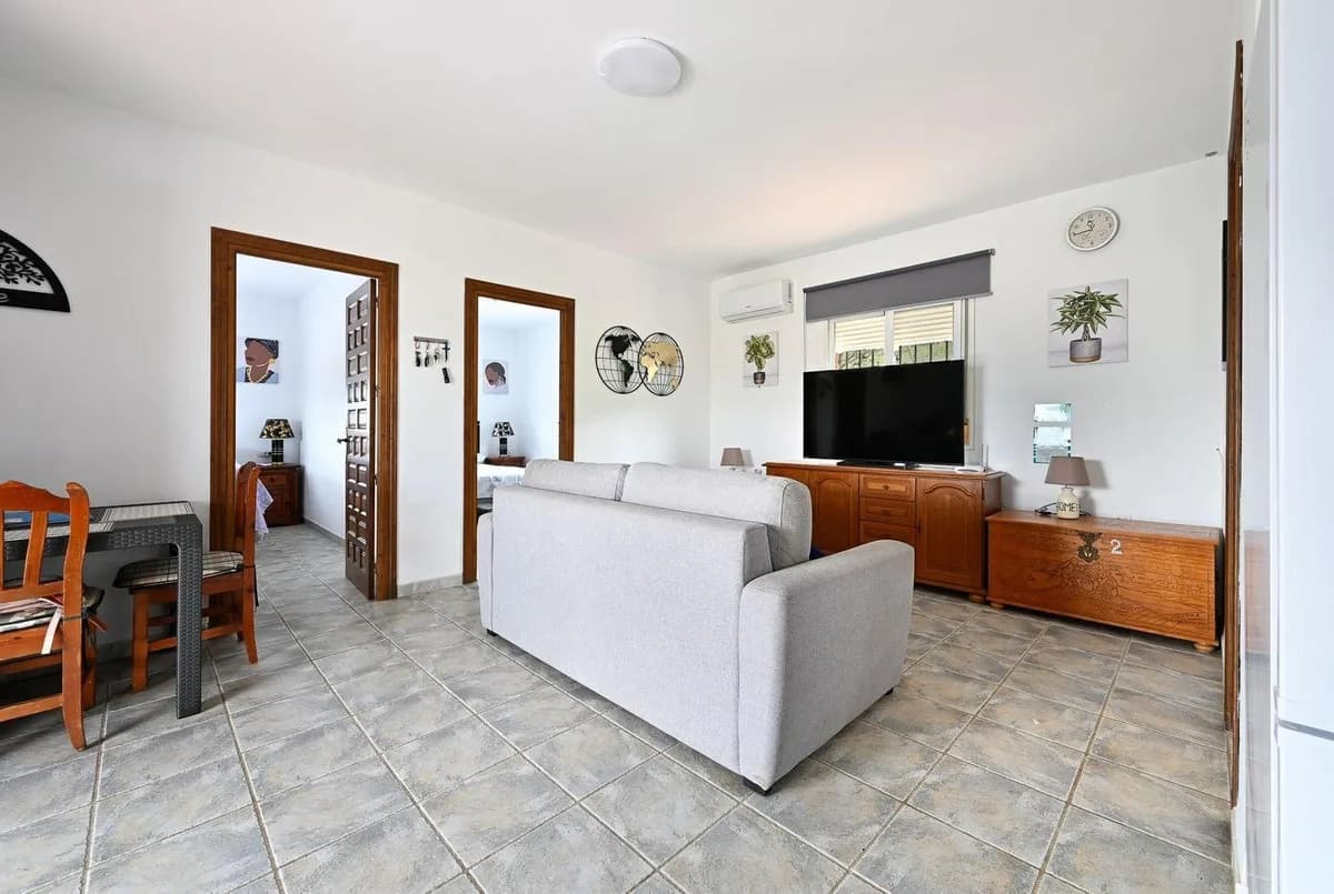 2 Bedroom Finca - Cortijo for Sale in Coín, Málaga - Image 5