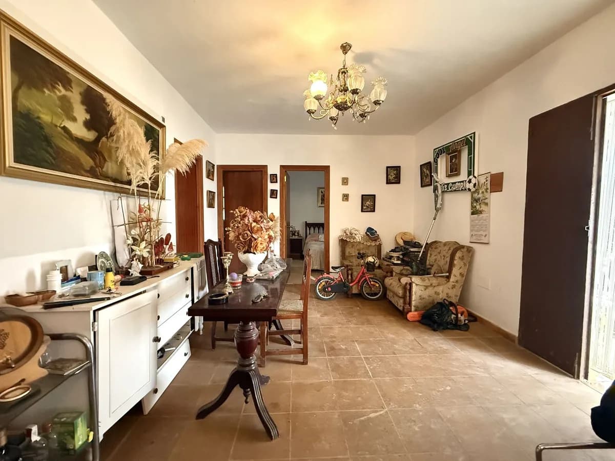 3 Bedroom Detached Villa for Sale in Coín, Málaga - Image 7