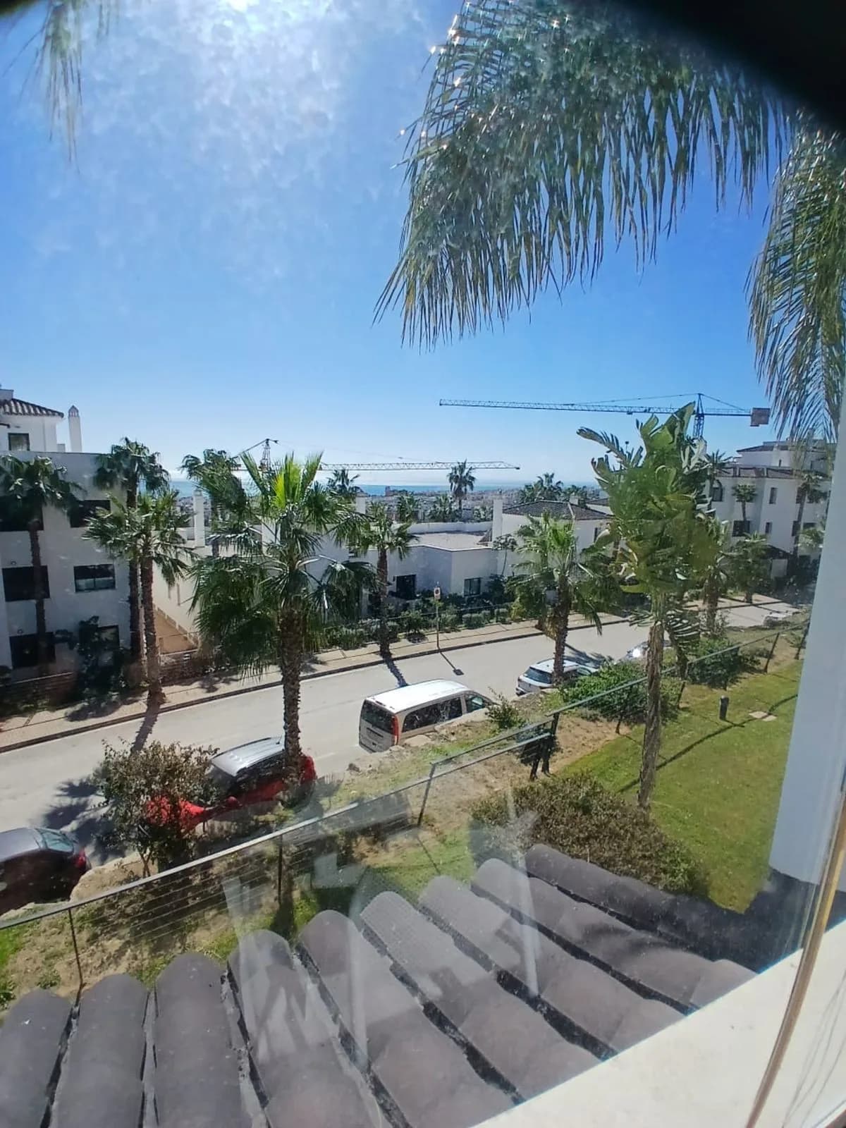 2 Bedroom Middle Floor Apartment for Sale in Estepona, Málaga - Image 6