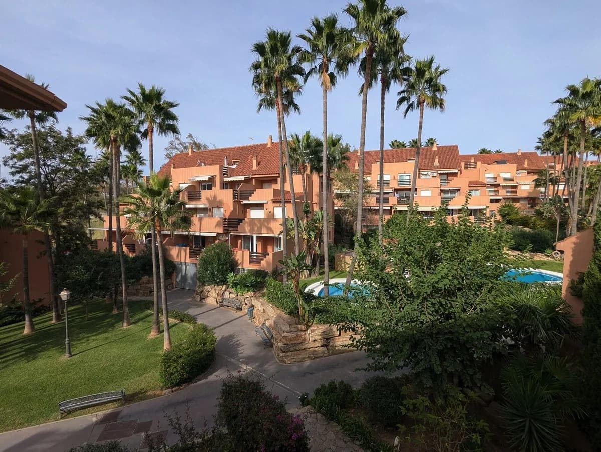 3 Bedroom Penthouse Duplex for Sale in Casares, Málaga - Image 2