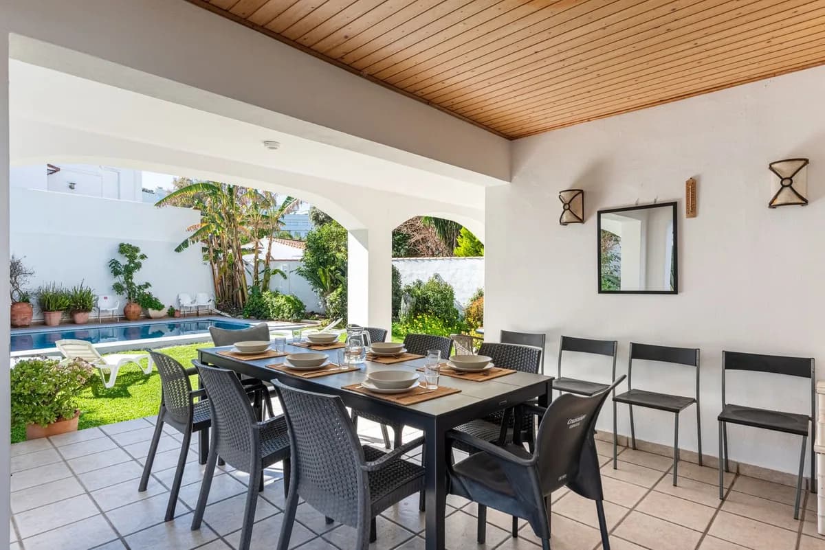 4 Bedroom Detached Villa for Sale in San Pedro de Alcántara, Málaga - Image 7