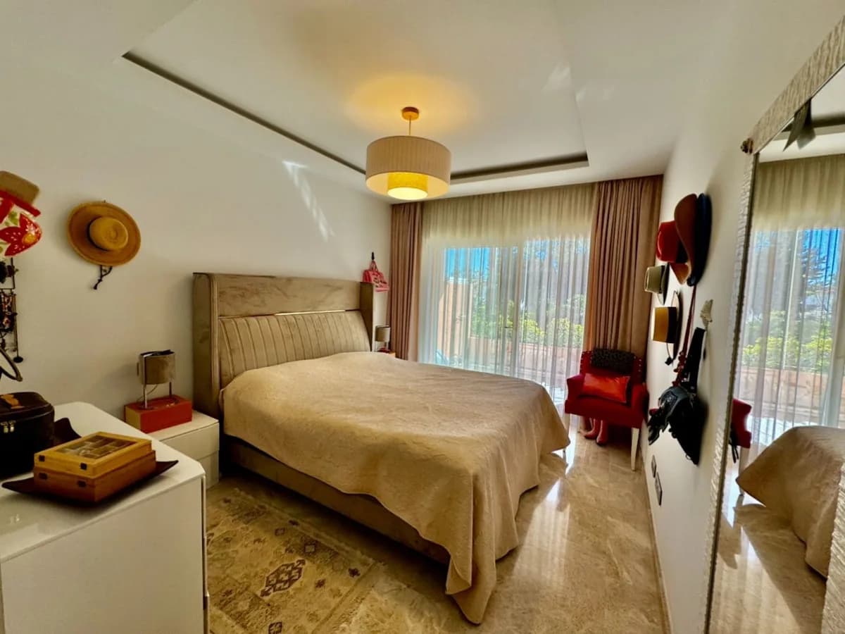 2 Bedroom Ground Floor Apartment for Sale in Marbella, Málaga - Image 9