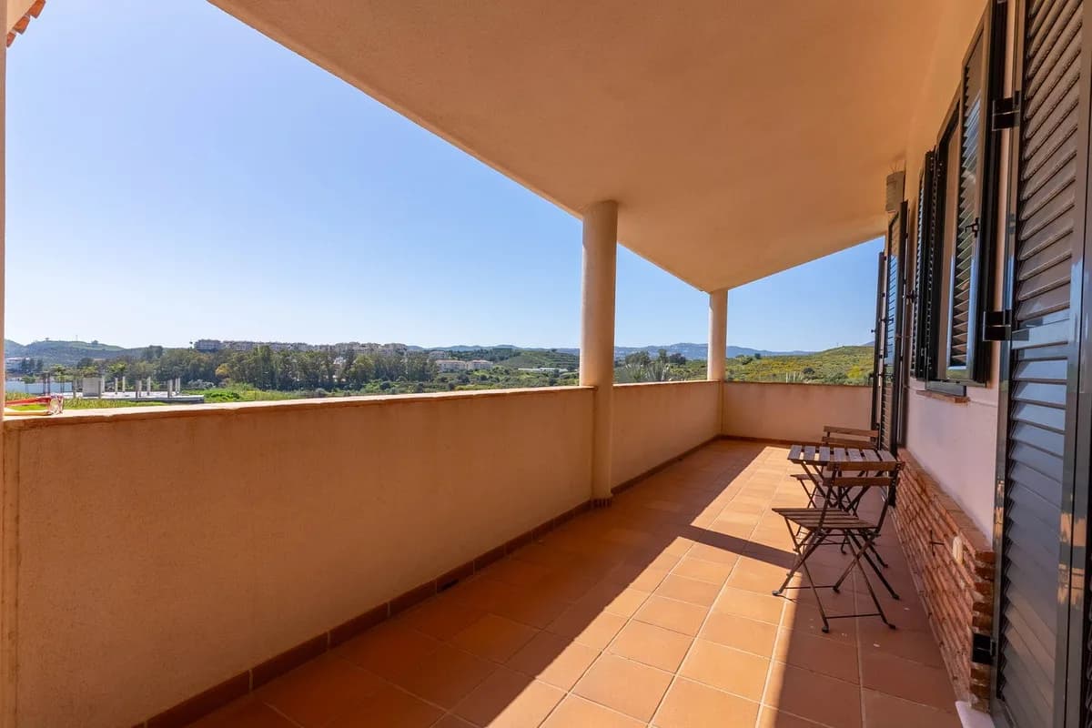 4 Bedroom Detached Villa for Sale in Mijas Golf, Málaga - Image 7