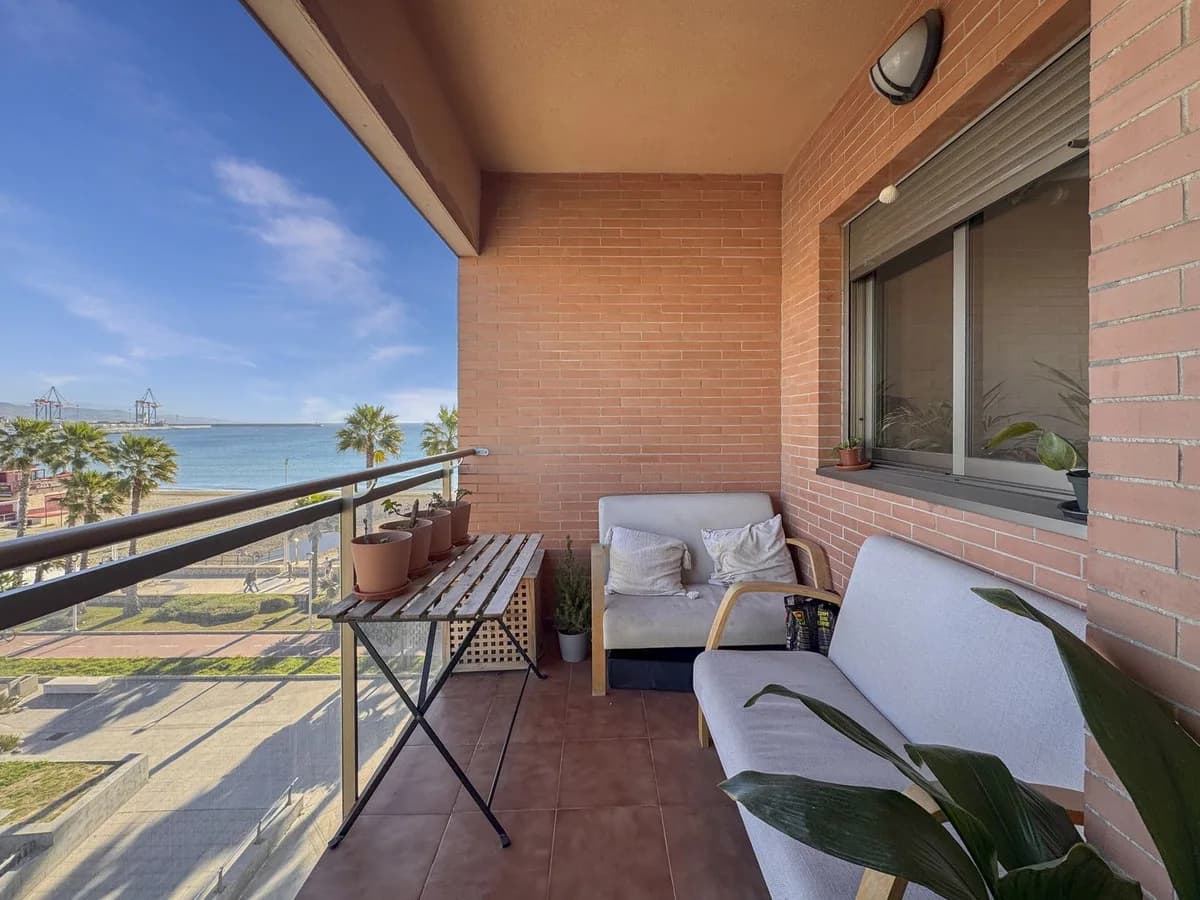 3 Bedroom Middle Floor Apartment for Sale in Huelin, Málaga - Image 6