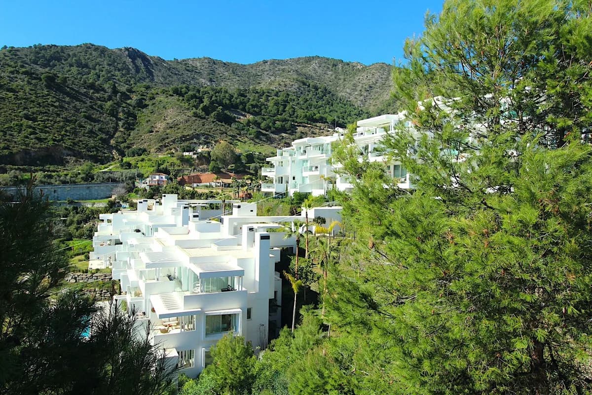 2 Bedroom Ground Floor Apartment for Sale in Marbella, Málaga