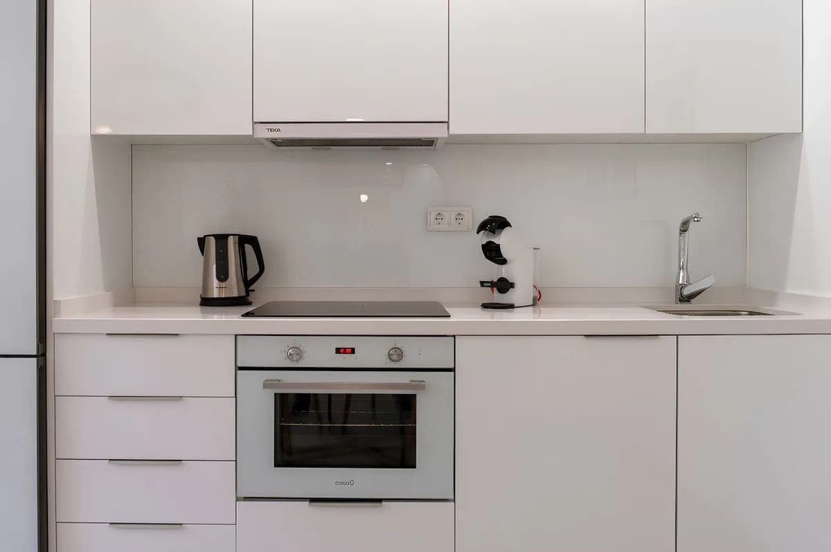 1 Bedroom Ground Floor Apartment for Sale in Mijas Costa, Málaga - Image 5