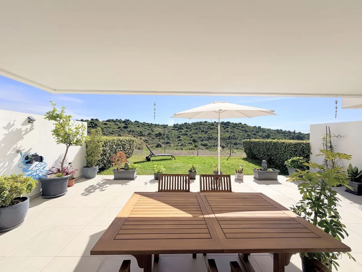 3 Bedroom Ground Floor Apartment for Sale in Estepona, Málaga - Image 8