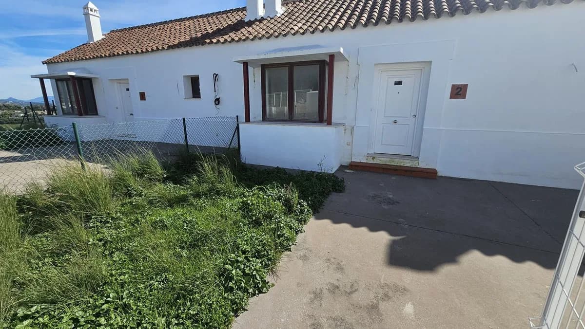 2 Bedroom Townhouse for Sale in Doña Julia, Málaga - Image 4