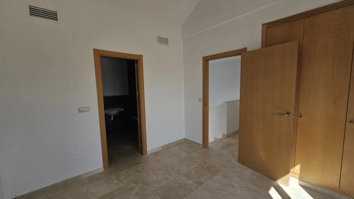 2 Bedroom Townhouse for Sale in Doña Julia, Málaga - Image 8