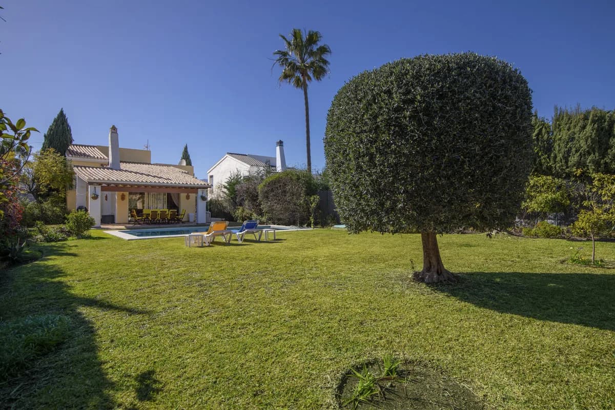 3 Bedroom Detached Villa for Sale in Benahavís, Málaga - Image 3