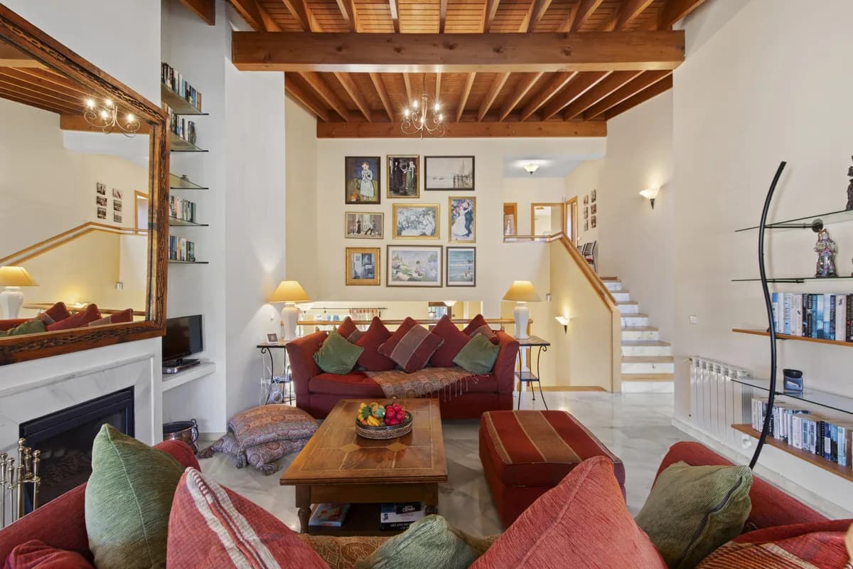 3 Bedroom Detached Villa for Sale in Benahavís, Málaga - Image 4