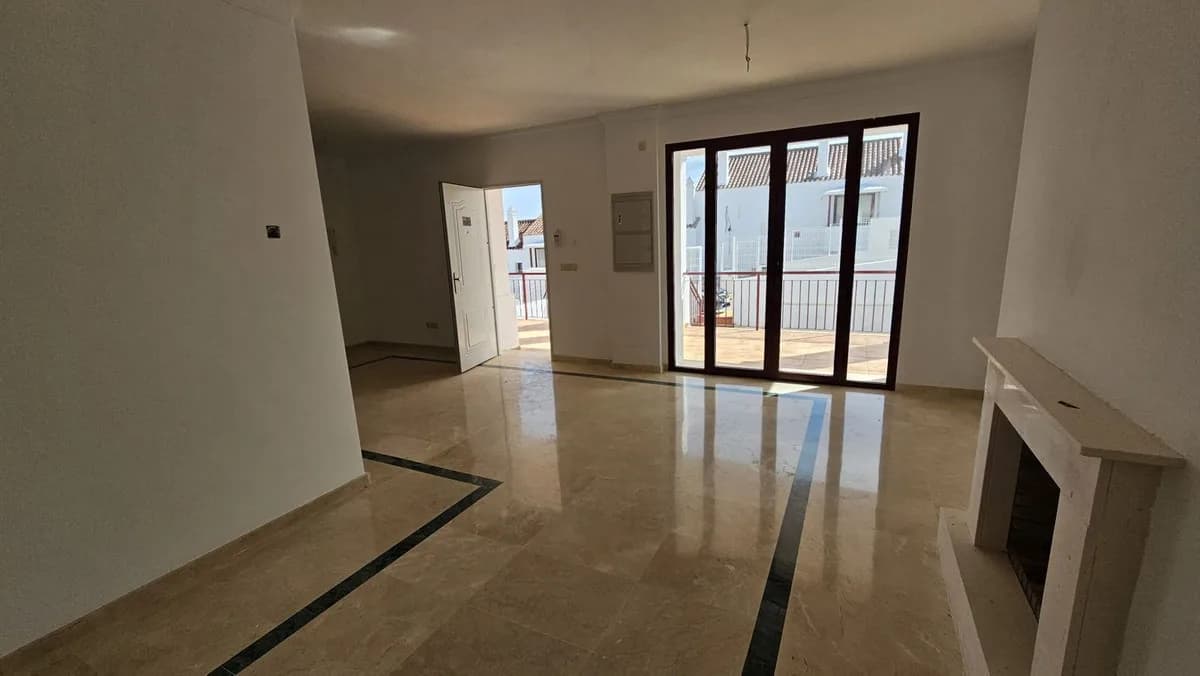 2 Bedroom Townhouse for Sale in Doña Julia, Málaga - Image 9