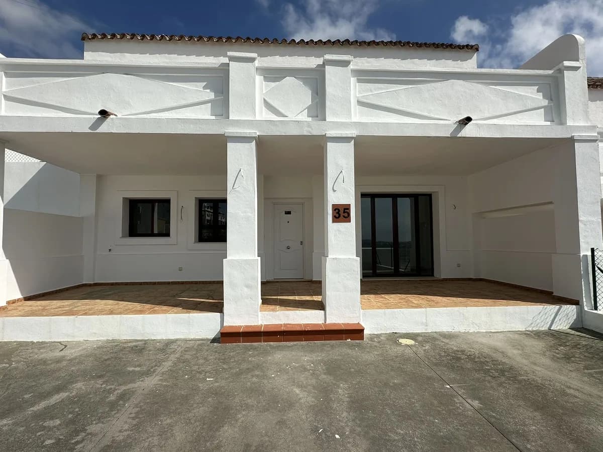2 Bedroom Townhouse for Sale in Doña Julia, Málaga - Image 2