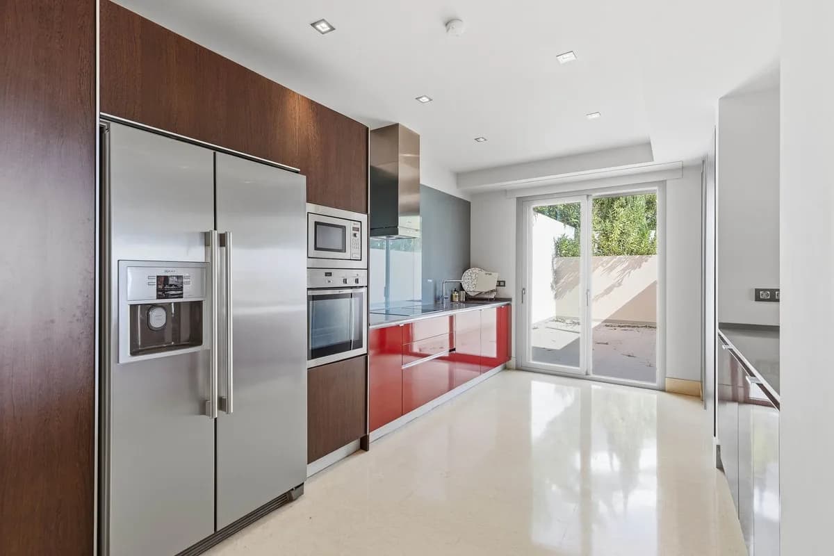 2 Bedroom Middle Floor Apartment for Sale in Los Arqueros, Málaga - Image 5