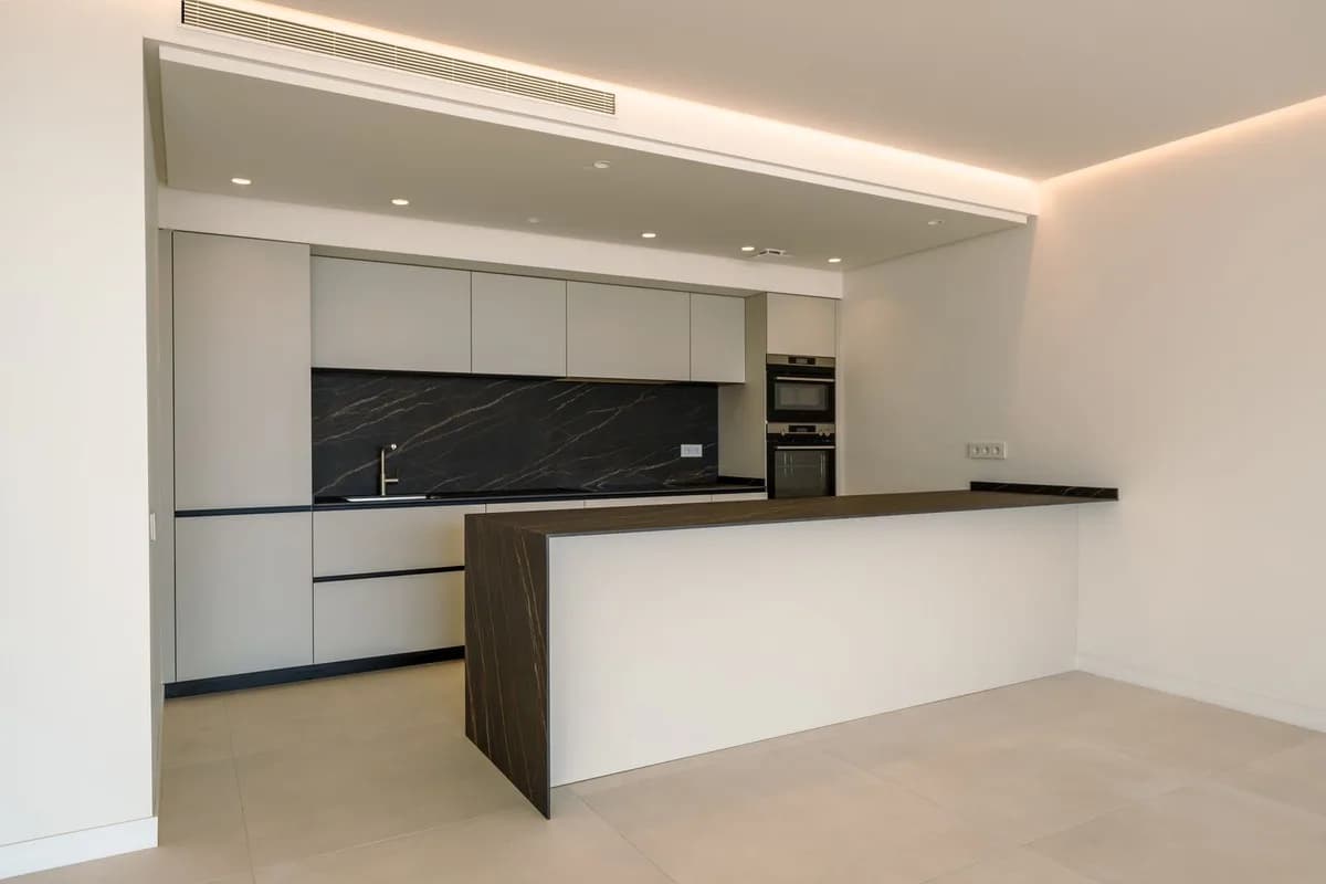2 Bedroom Ground Floor Apartment for Sale in Ojén, Málaga - Image 3