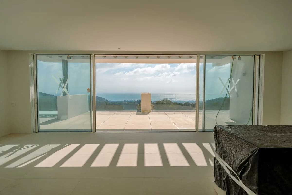3 Bedroom Penthouse Duplex for Sale in Ojén, Málaga - Image 3