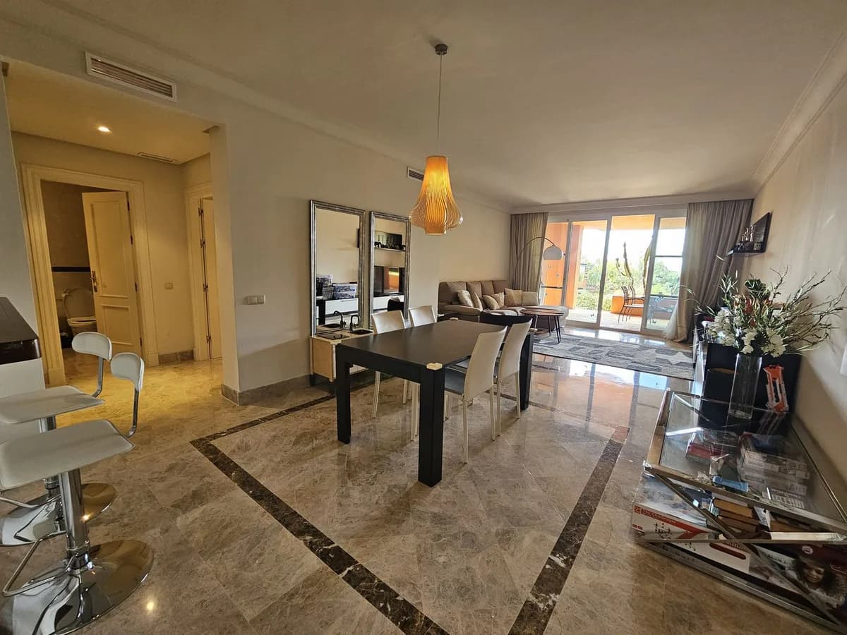 2 Bedroom Ground Floor Apartment for Sale in Nueva Andalucía, Málaga - Image 9
