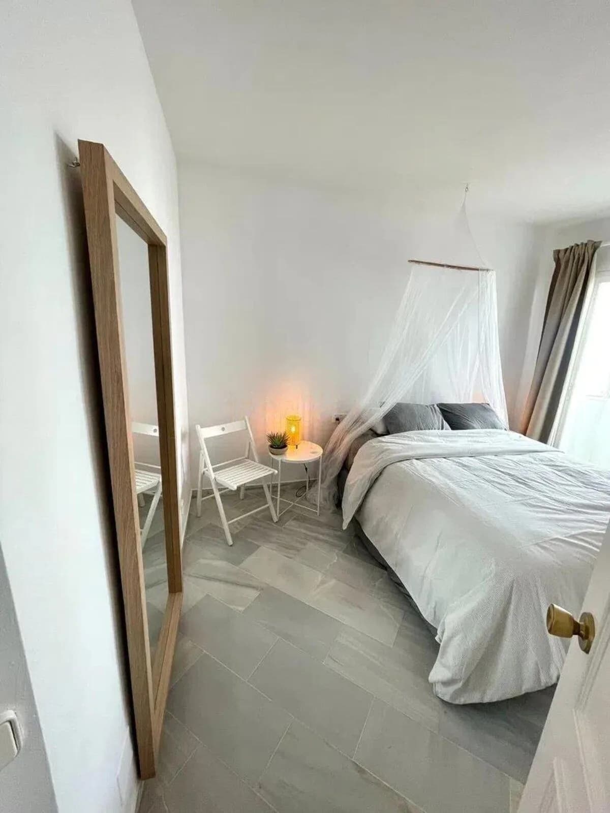 2 Bedroom Ground Floor Apartment for Sale in Calahonda, Málaga - Image 9