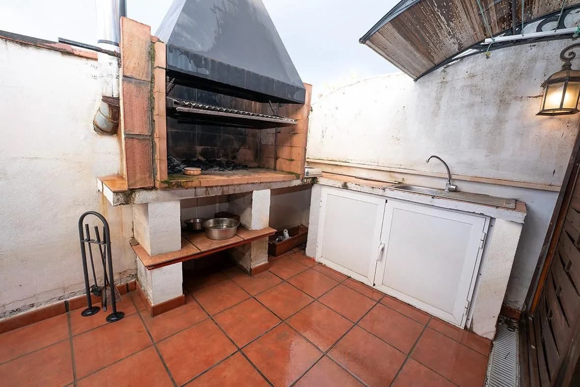 2 Bedroom Penthouse for Sale in Monda, Málaga - Image 5