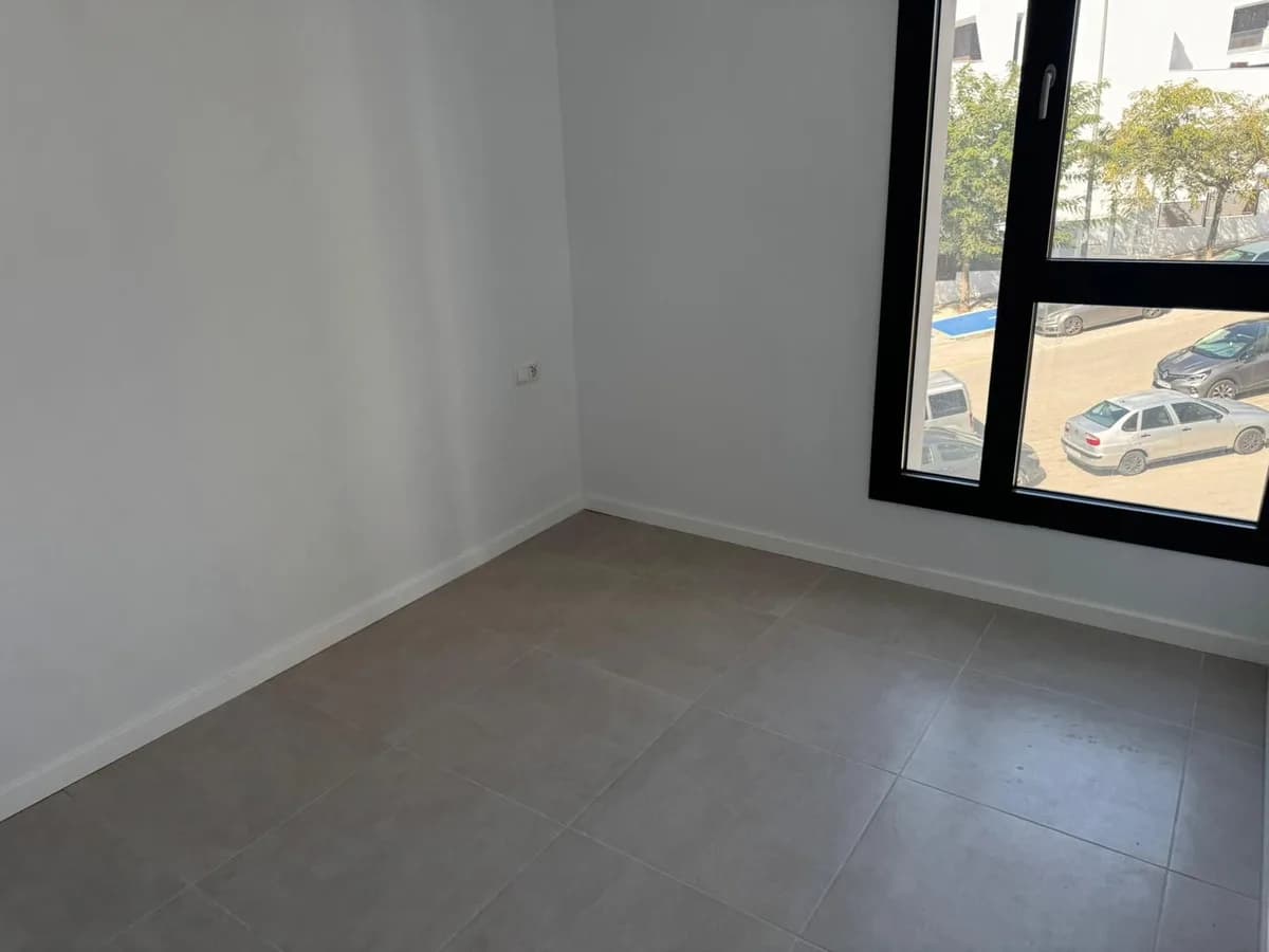2 Bedroom Penthouse for Sale in Estepona, Málaga - Image 5