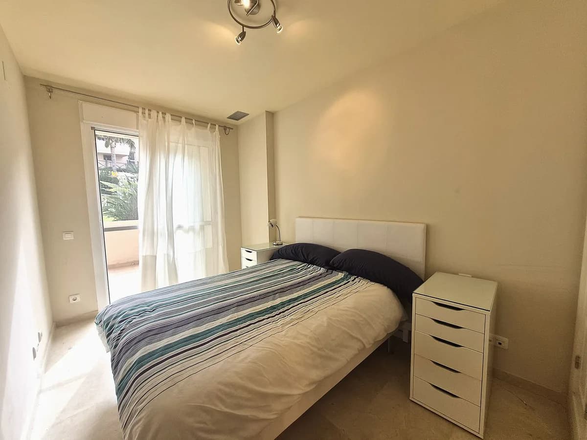 2 Bedroom Ground Floor Apartment for Sale in La Duquesa, Málaga - Image 8