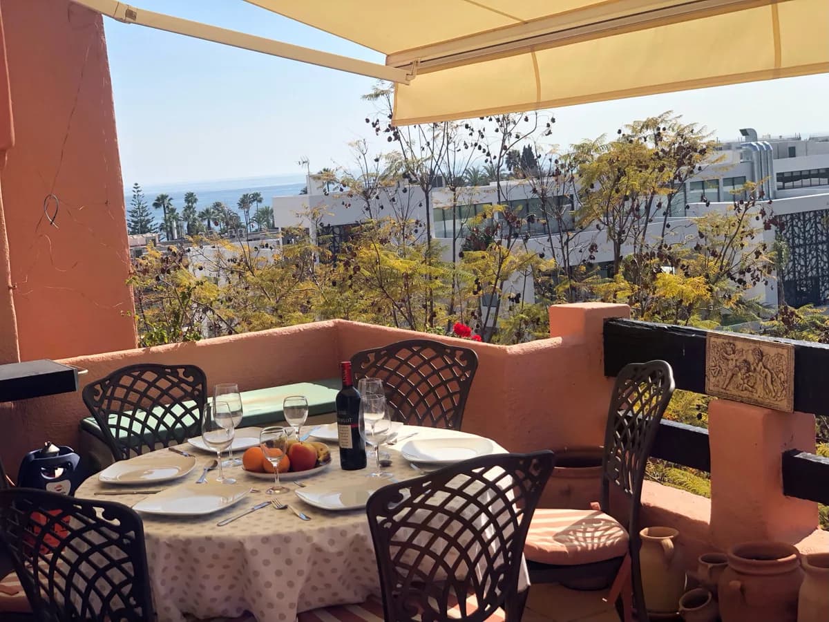 3 Bedroom Penthouse for Sale in Marbella, Málaga - Image 8