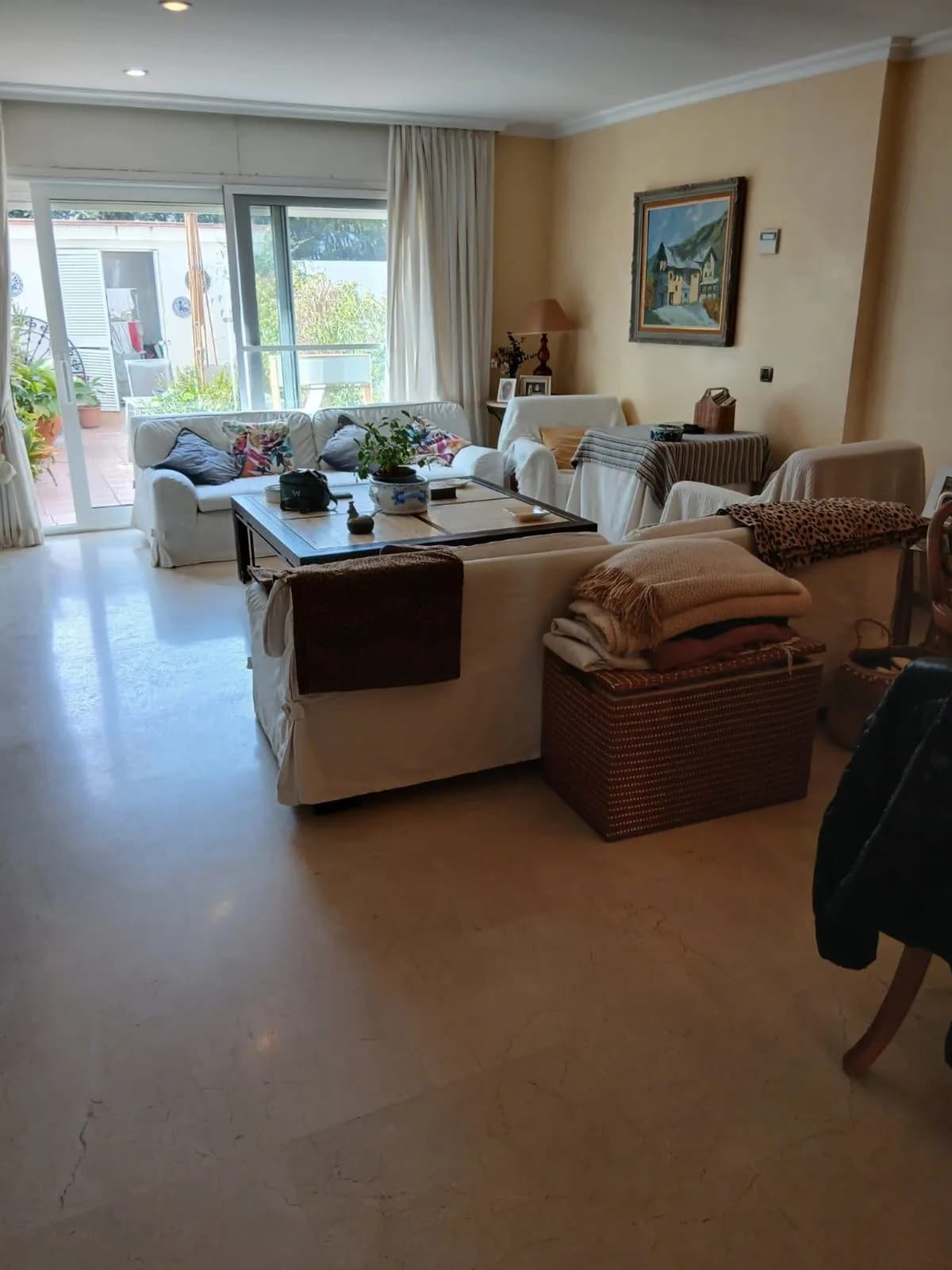 3 Bedroom Townhouse for Sale in Estepona, Málaga - Image 2