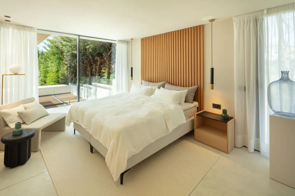 4 Bedroom Detached Villa for Sale in Marbella, Málaga - Image 7