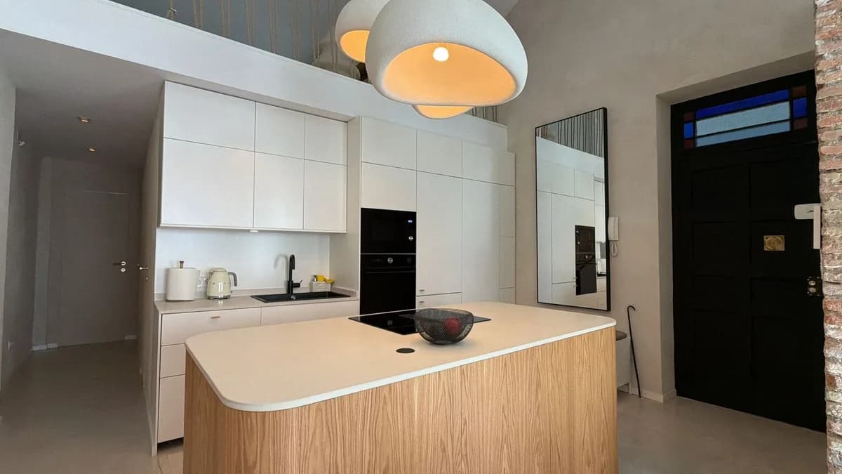 3 Bedroom Duplex for Sale in Centro Histórico, Málaga - Image 3