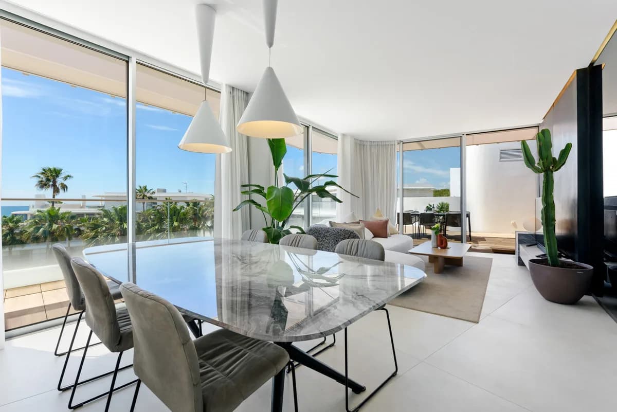 3 Bedroom Penthouse for Sale in Estepona, Málaga - Image 5