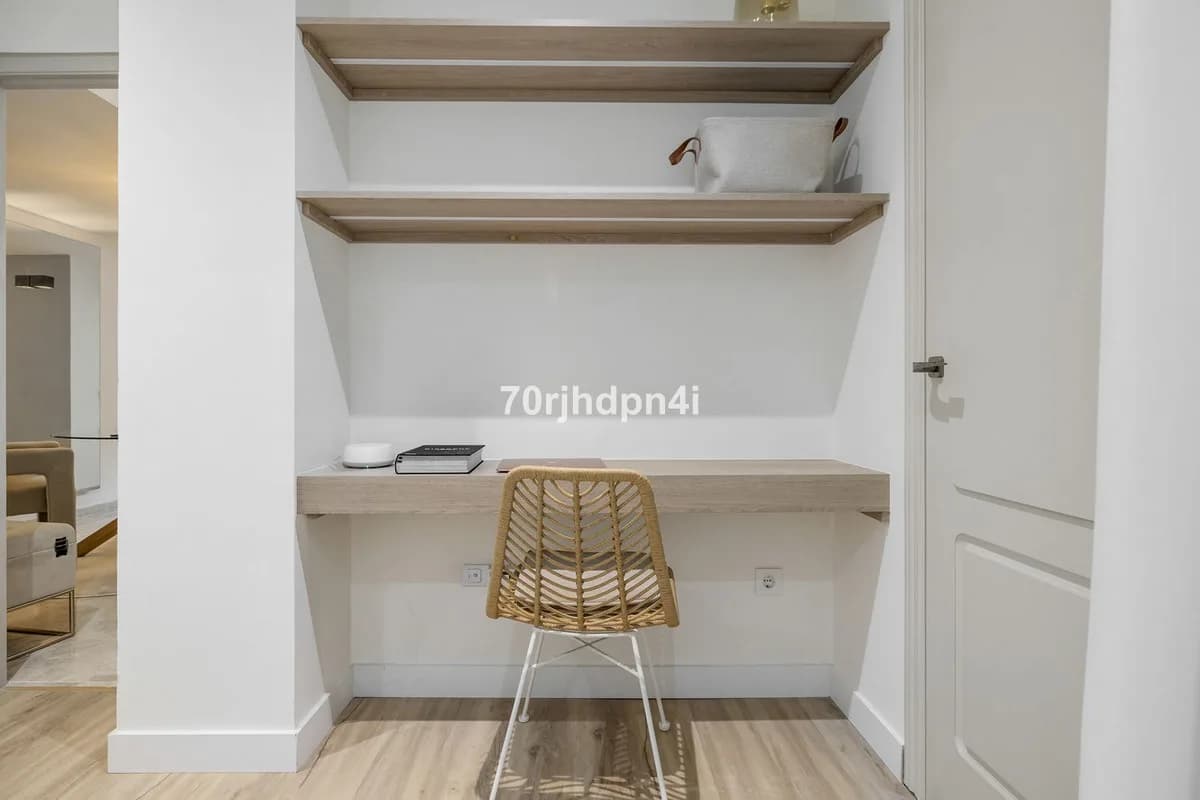 3 Bedroom Ground Floor Apartment for Sale in Nueva Andalucía, Málaga - Image 3