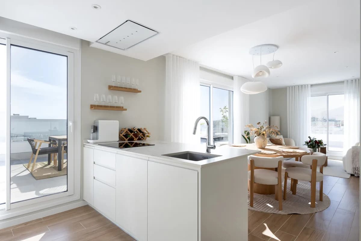 4 Bedroom Penthouse for Sale in La Campana, Málaga - Image 7