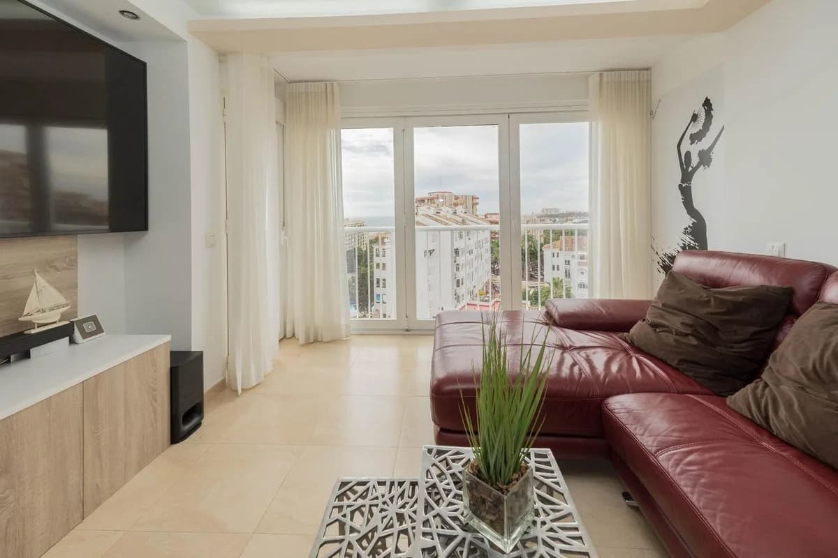 2 Bedroom Top Floor Apartment for Sale in Benalmadena, Málaga - Image 8