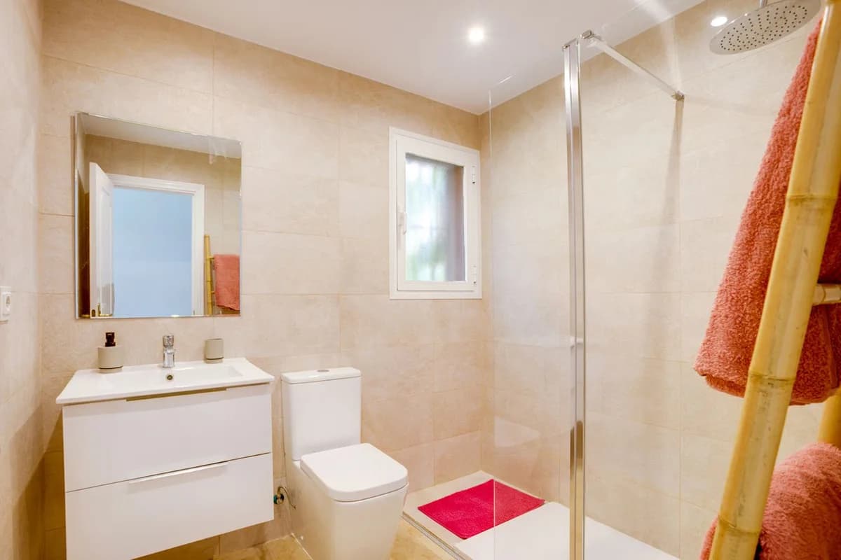 2 Bedroom Ground Floor Apartment for Sale in Estepona, Málaga - Image 9